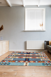 India Sarroi Collection Handtufted Carpet Design No 03